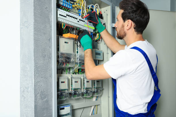 Best Circuit Breaker Repair  in Mount Ida, AR